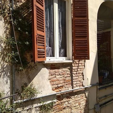 T Rooms 2 - Appartamento Aurelio Καζάλε Μονφερράτο Εξωτερικό φωτογραφία